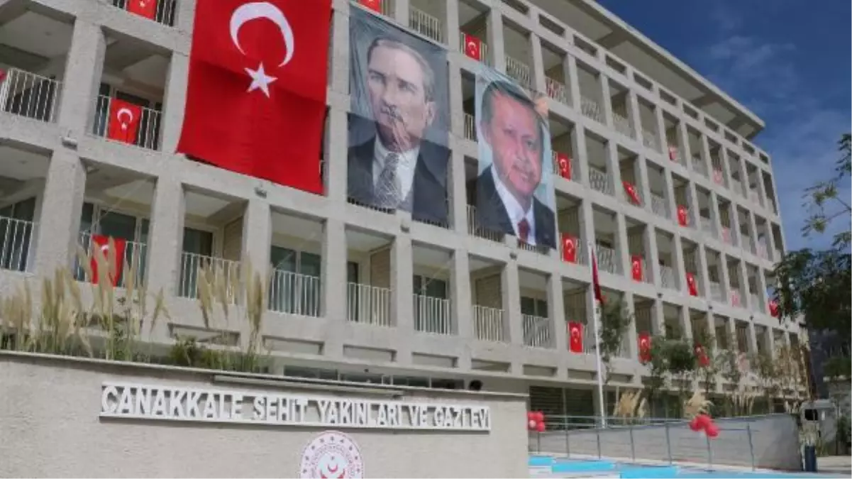 Son dakika haberi | BAKAN YANIK, ÇANAKKALE ŞEHİT YAKINLARI VE GAZİEVİ'NİN AÇILIŞINI YAPTI