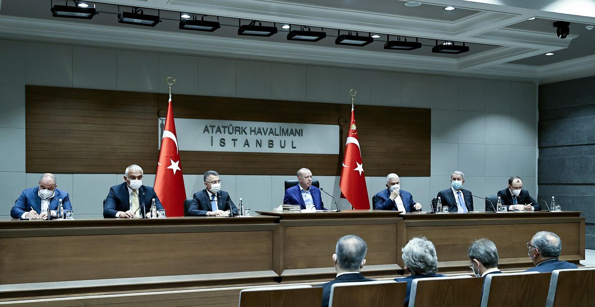 Cumhurbaşkanı Erdoğan, ABD'ye hareketinden önce basın toplantısı düzenledi: (2)