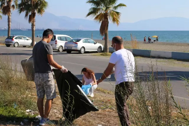 Gençler çevre temizliği yaptı