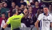 Kanlar içinde kalan Merih Demiral, bir de sarı kart gördü! Milli futbolcumuzdan isyan paylaşımı