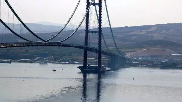1915 ÇANAKKALE KÖPRÜSÜ YOLU İÇİN 6 TABLİYE MONTAJI KALDI