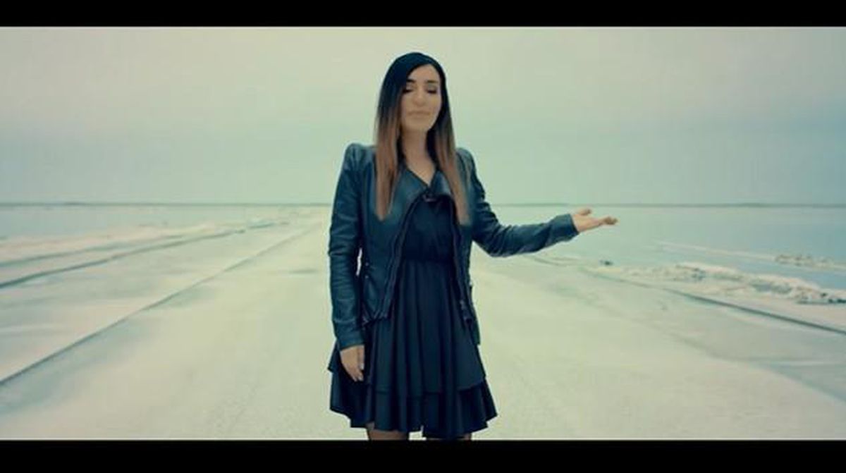 Aysel Aydoğan - Dert Ağlar Dertler Ağlar sözleri! 'Dert Ağlar Dertler Ağlar' şarkı sözleri nelerdir?