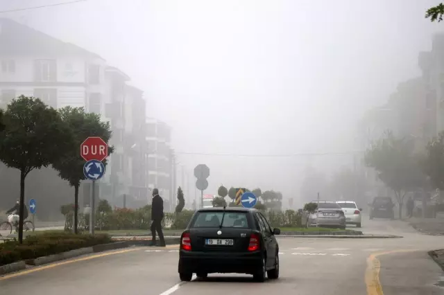Bolu güne sisle uyandı