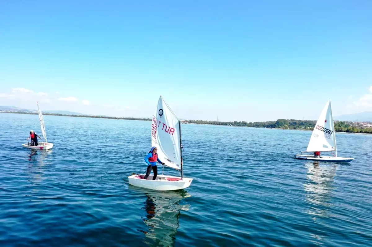 Büyükşehir Optimist Trofesi'nde final heyecanı yaşandı