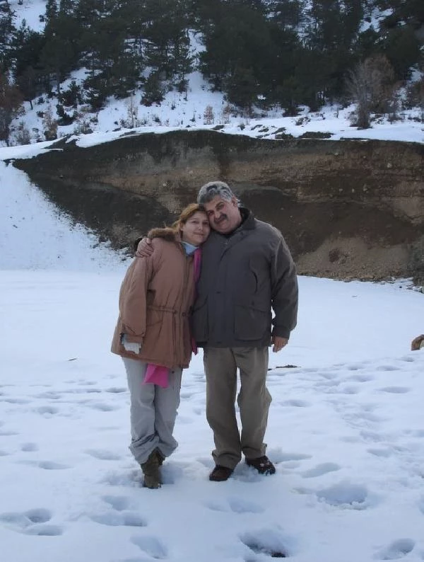 Koronavirüsten hayatını kaybeden Prof. Dr. Tırnaksız için hüzünlü merasim: Daima birlikte sebebin olduk yiğidim