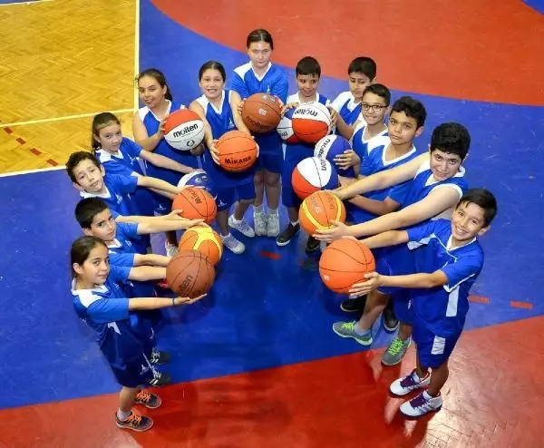 İzmirli çocuklar için spor zamanı