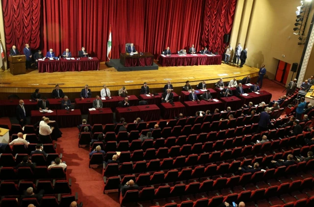 Son dakika haber! Lübnan'da Mikati başbakanlığındaki hükümet güvenoyu aldı