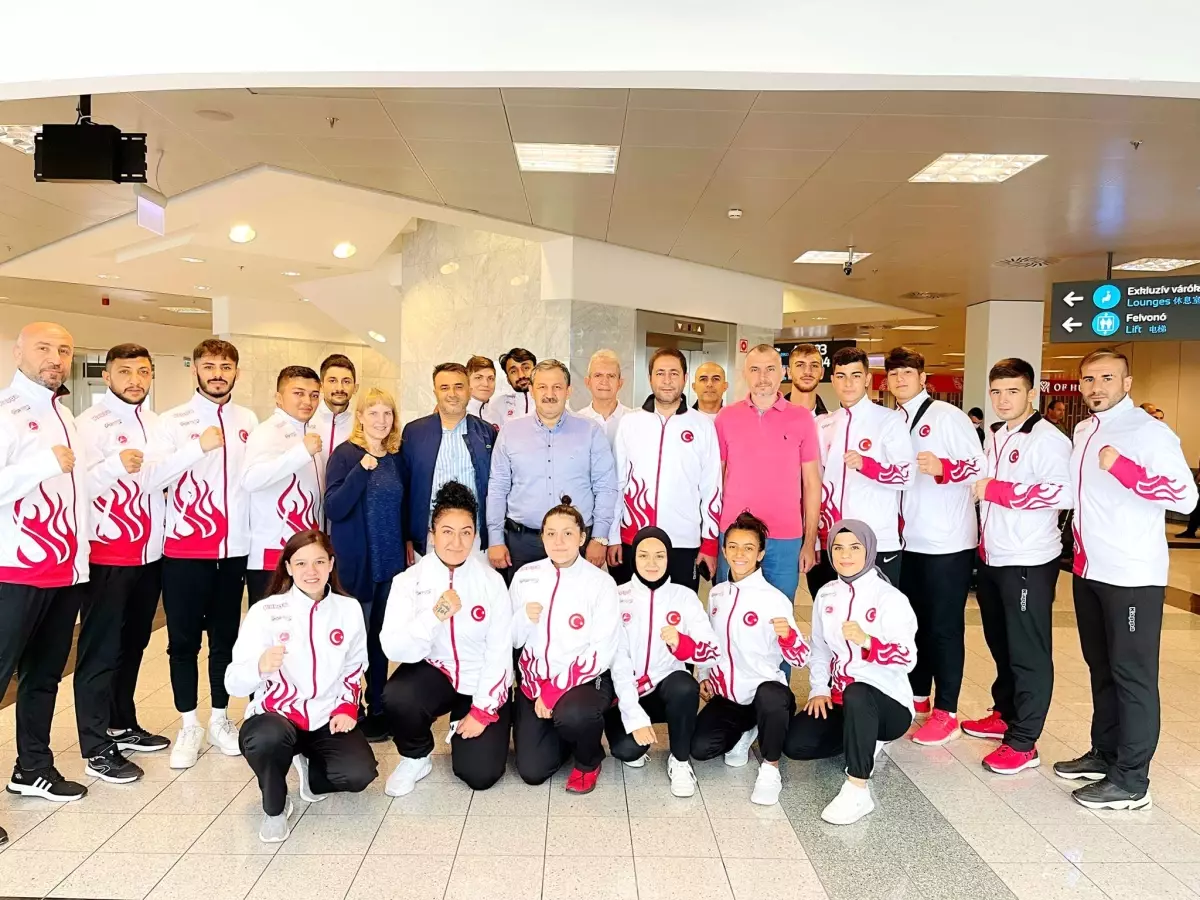 Milli Takımımız Macaristan' da Yapılan Dünya Kupası' nda 9 Madalya Kazandı