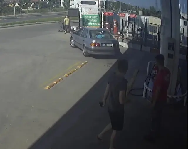 oyun sahnelerini aratmayan hirsizlik saskina 7 14407457 o