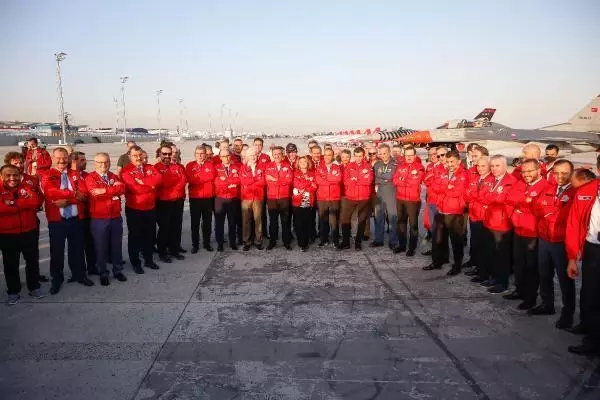 TEKNOFEST'te gövde gösterisi! Selçuk Bayraktar Dünyada bir ilk diyerek paylaştı