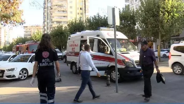 6 KATLI İŞ MERKEZİNİN TERASINDA YANGIN