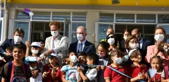 Kent: GAZİANTEP - AB Türkiye Delegasyonu Başkanı Büyükelçi Landrut, okul açılışına katıldı (2) Kent: GAZİANTEP - AB Türkiye Delegasyonu Başkanı Büyükelçi Landrut, okul açılışına katıldı (2)