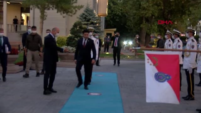 Son dakika haber: Bakan Soylu, Karadağ Başbakan Yardımcısı Abazoviç ile bir ortaya geldi