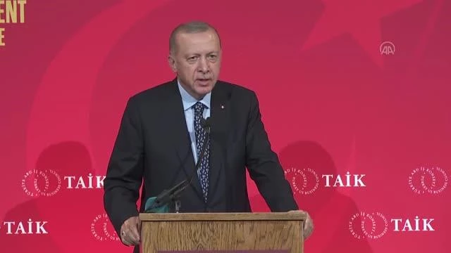 Son dakika haber! Cumhurbaşkanı Erdoğan: Uluslararası yatırımcıların ülkemizde güvenle yatırım yapmaları için gerekli yasal düzenlemeleri hayata geçirmeye devam...