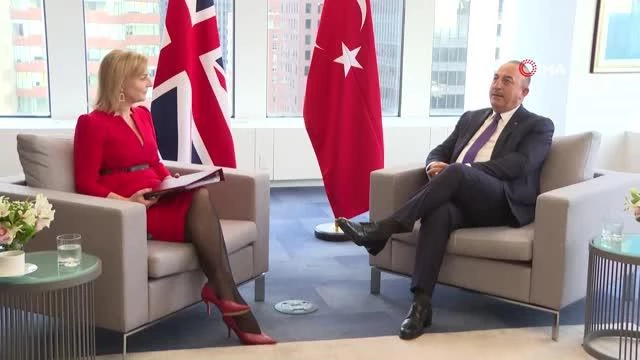 Dışişleri Bakanı Çavuşoğlu, Birleşik Krallık Dışişleri Bakanı Truss ile bir ortaya geldi