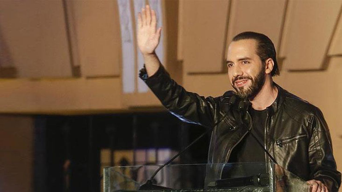 El Salvador Devlet Başkanı Bukele, Twitter'da kendini 'diktatör' olarak tanımladı