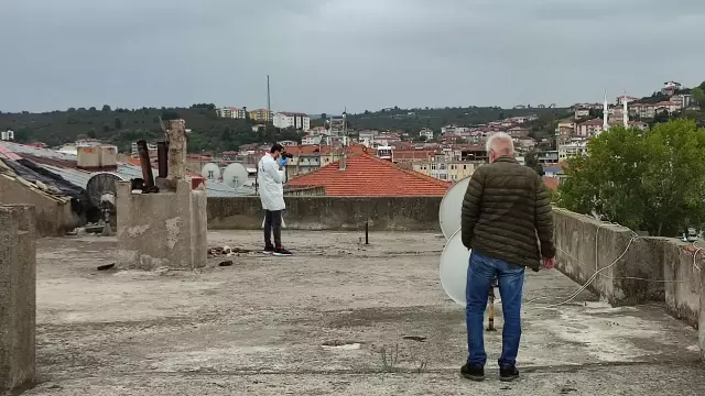 Son dakika haberi: Sakarya'da çatıdan düşen kadın öldü