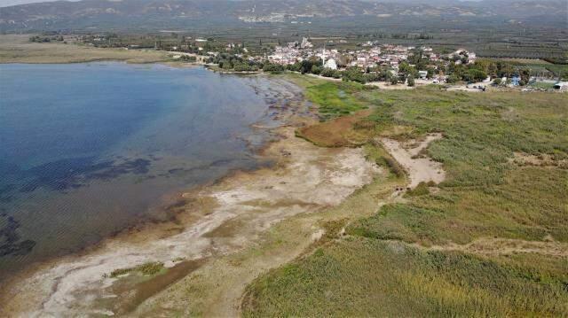 Yüzyıllardır derinlerde bekleyen kayıp kilise, suların çekilmesiyle gün yüzüne çıktı