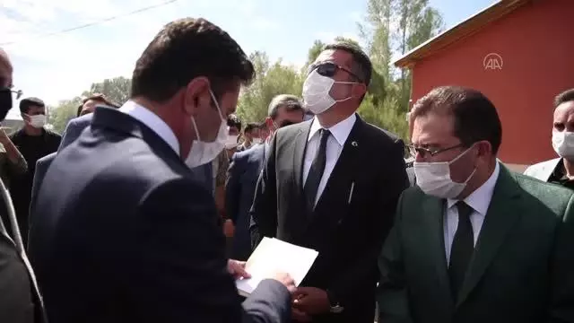 20 milyon liraya yapılacak 5 yeni okulun ikisinin temeli atıldı