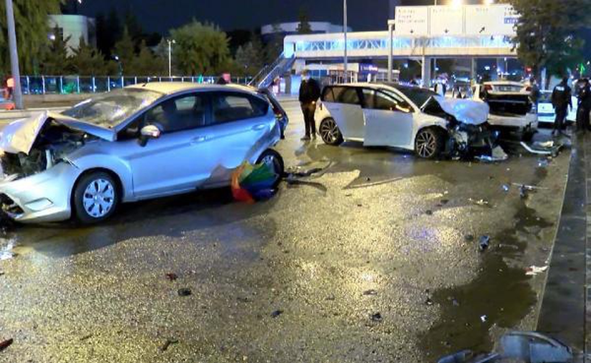 Ankara'da 7 araçlı zincirleme kaza: 2 yaralı - Vimarsana News