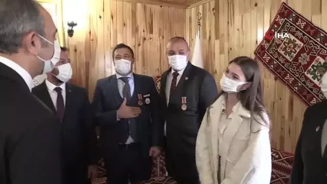 Bakan Gül: Bir tek terörist kalmayıncaya kadar onları o kazdıkları çukurlara gömeceğiz