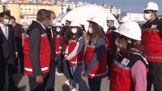 BALIKESİR - Deprem tatbikatı gerçeğini aratmadı