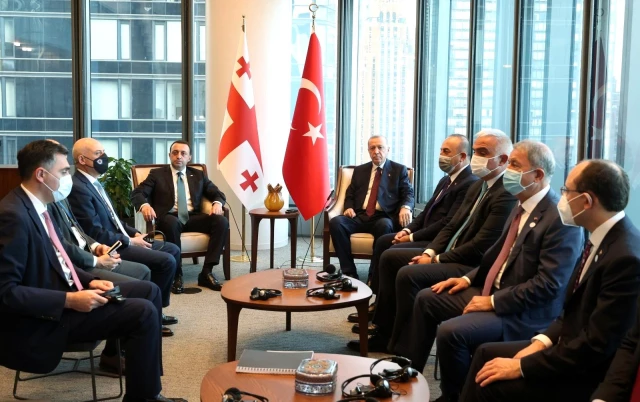 Son dakika haberi... Cumhurbaşkanı Erdoğan, Gürcistan Başbakanını kabul etti