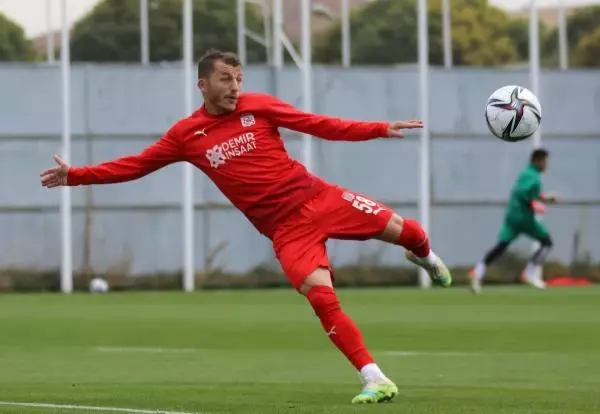 Sivasspor'da Fatih Karagümrük mesaisi başladı