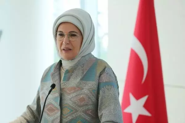 Emine Erdoğan'dan kadınlara sürdürülebilir dünya inşa edelim çağrısı