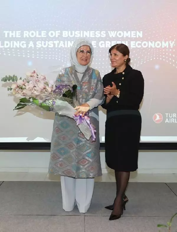 Emine Erdoğan'dan kadınlara sürdürülebilir dünya inşa edelim çağrısı