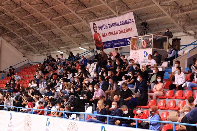 leyla atakan turnuvasi galatasaray 80 besikta 3 14413509 o