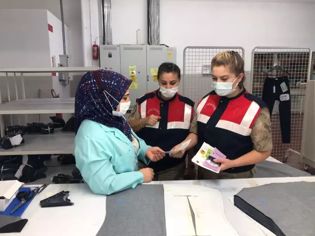 Malatya'da jandarma KADES uygulamasını tanıttı
