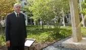 New York'un göbeğinde sergileniyor! Göbeklitepe dikilitaşını ziyaret eden Erdoğan, çektirdiği kareyi sosyal medyada paylaştı