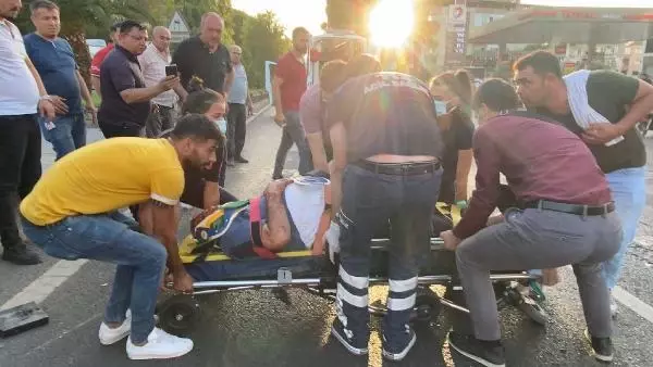 Otomobilin çarptığı elektrikli bisiklet sürücüsü yaşam mücadelesini kaybetti
