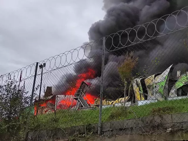 Şile'de fabrika yangını