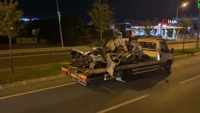 sol seritte ariza yapan kamyonete arkadan car 4 14413519 o