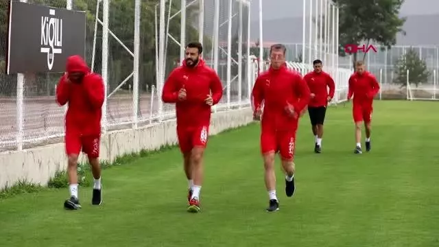 Sivasspor'da Fatih Karagümrük mesaisi başladı