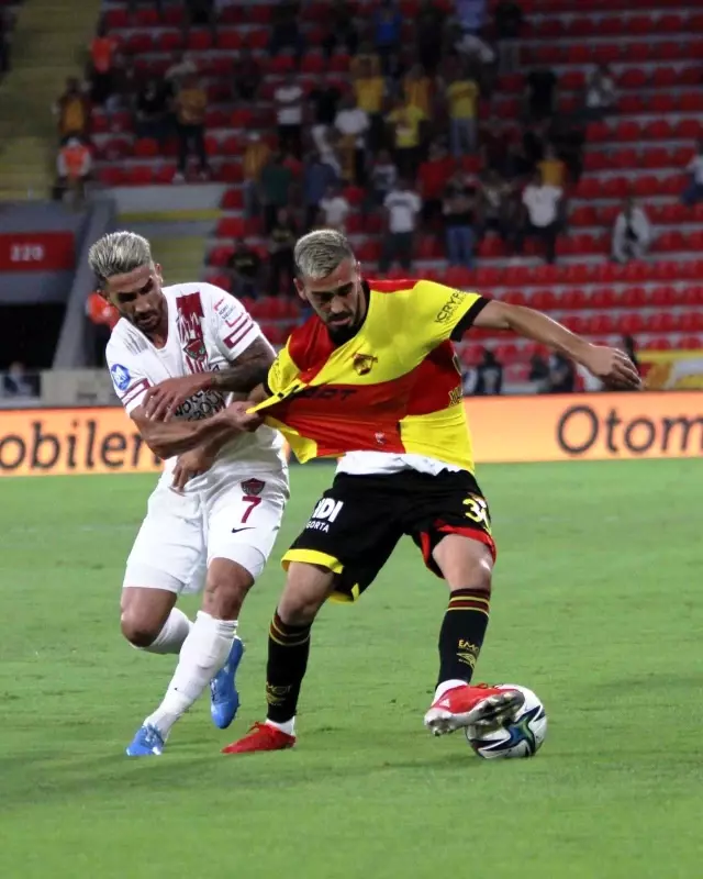 Süper Lig: Göztepe: 0 Hatayspor: 1 (İlk yarı)