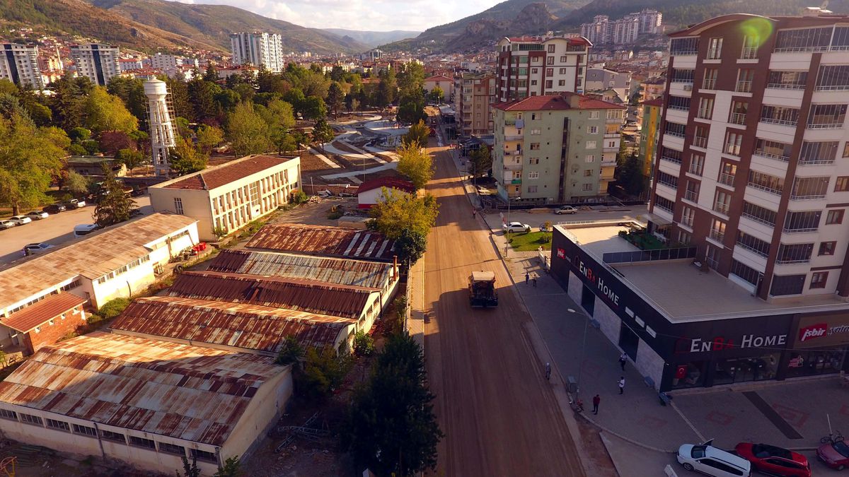 Tokat'ta asfaltlama çalışmaları sürüyor