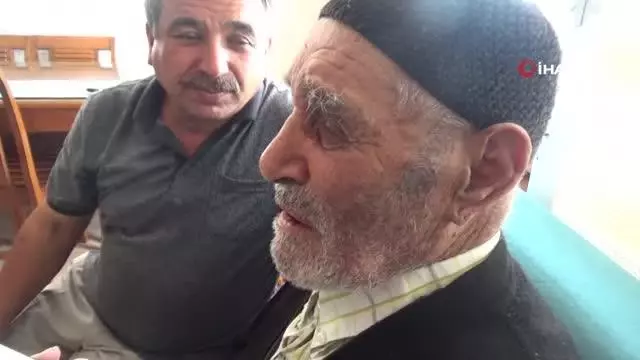 107 yaşındaki Osman dede 40 yıl önce evi terk eden oğlunu arıyor