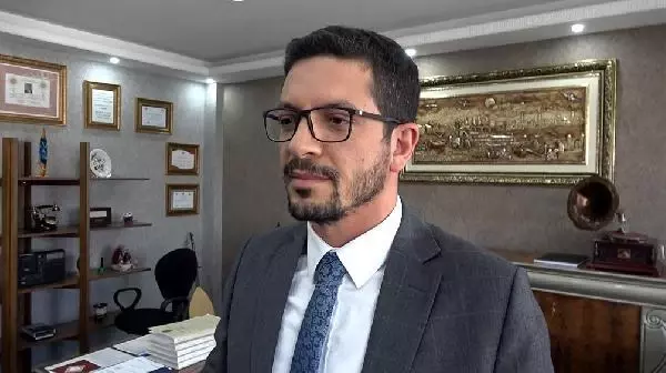 Adliye idari işler müdürü, 15 kez emanetteki uyuşturucuları çıkarıp sattığını itiraf etti