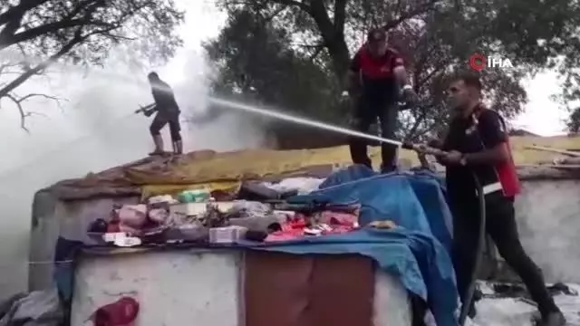 Ağrıda hurdalık alanda çıkan yangın güçlükle söndürüldü
