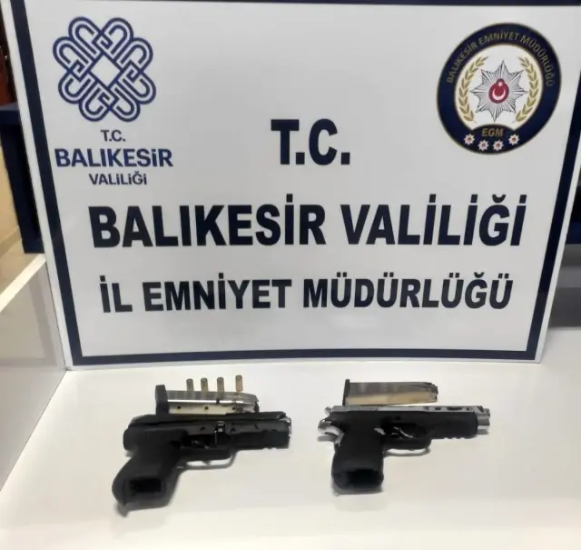 Balıkesir'de polis ve jandarmadan huzur operasyonu: 49 gözaltı