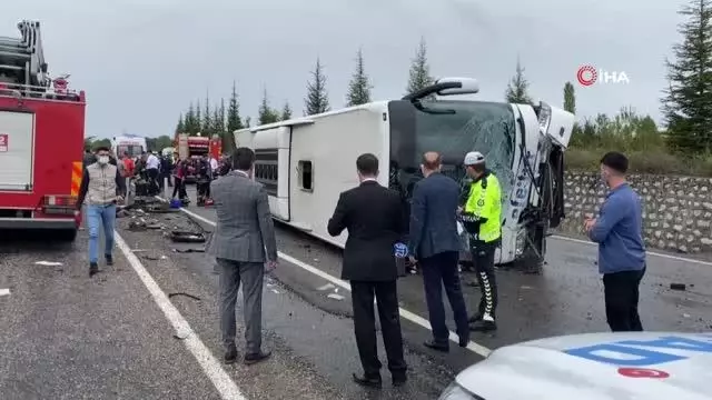 Bartın'da otomobil ile yolcu otobüsü çarpıştı: Ölü ve yaralılar var