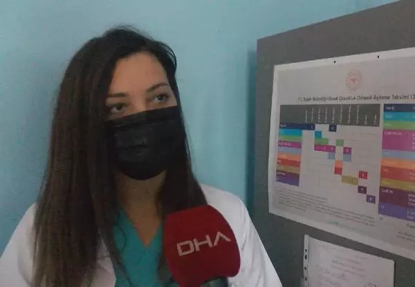 Aileler aynı kaygıyla telefona sarıldı! Çocuklara habersiz koronavirüs aşısı mı yapılıyor?