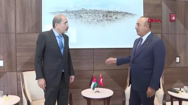 Son dakika! Dışişleri Bakanı Çavuşoğlu, Türkevi'ndeki temaslarına devam etti