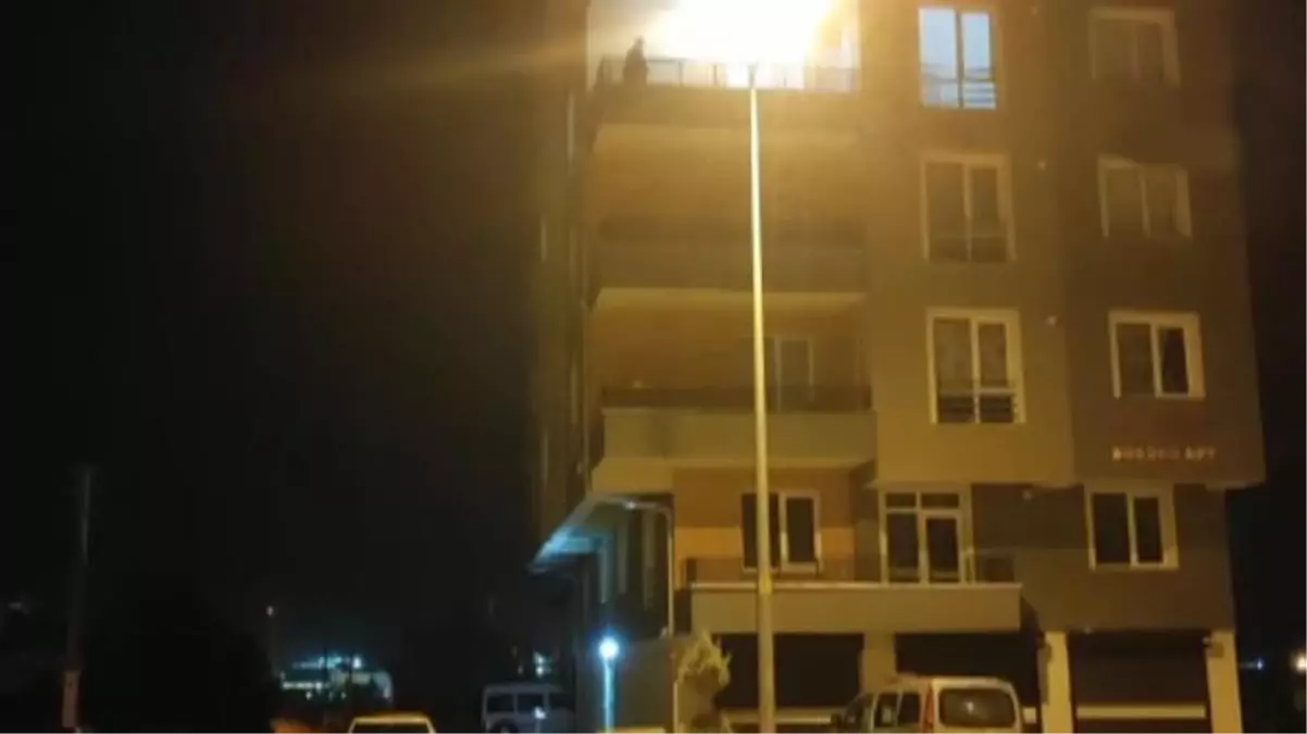 Eski karısı barışma isteğini kabul etmeyince tabancayla kendi ayağına sıktı