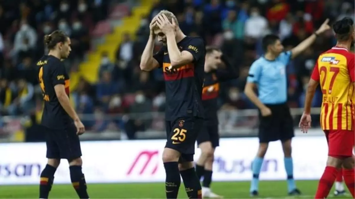 Galatasaray, tam 48 yıl sonra deplasmanda Kayserispor'a maç kaybetti