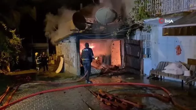 Garajda başlayan yangın çatıyı sardı
