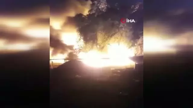 Gemi yapım atölyesinde yangın: 5 milyon TL değerinde 3 tekne yandı, 2'si zarar gördü